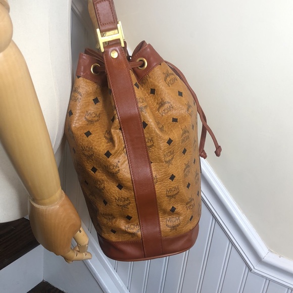 W MCM Vicetos Cognac Leather Monogram Bucket Tote Crossbody Shoulder Bag Mint - Picture 5 of 17